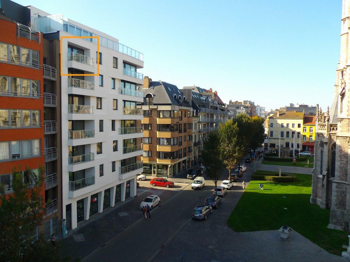 Appartement aan Zee Oostende Buitenkant foto