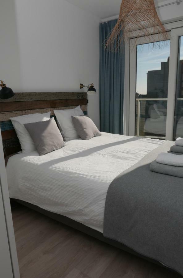 Appartement aan Zee Oostende Buitenkant foto